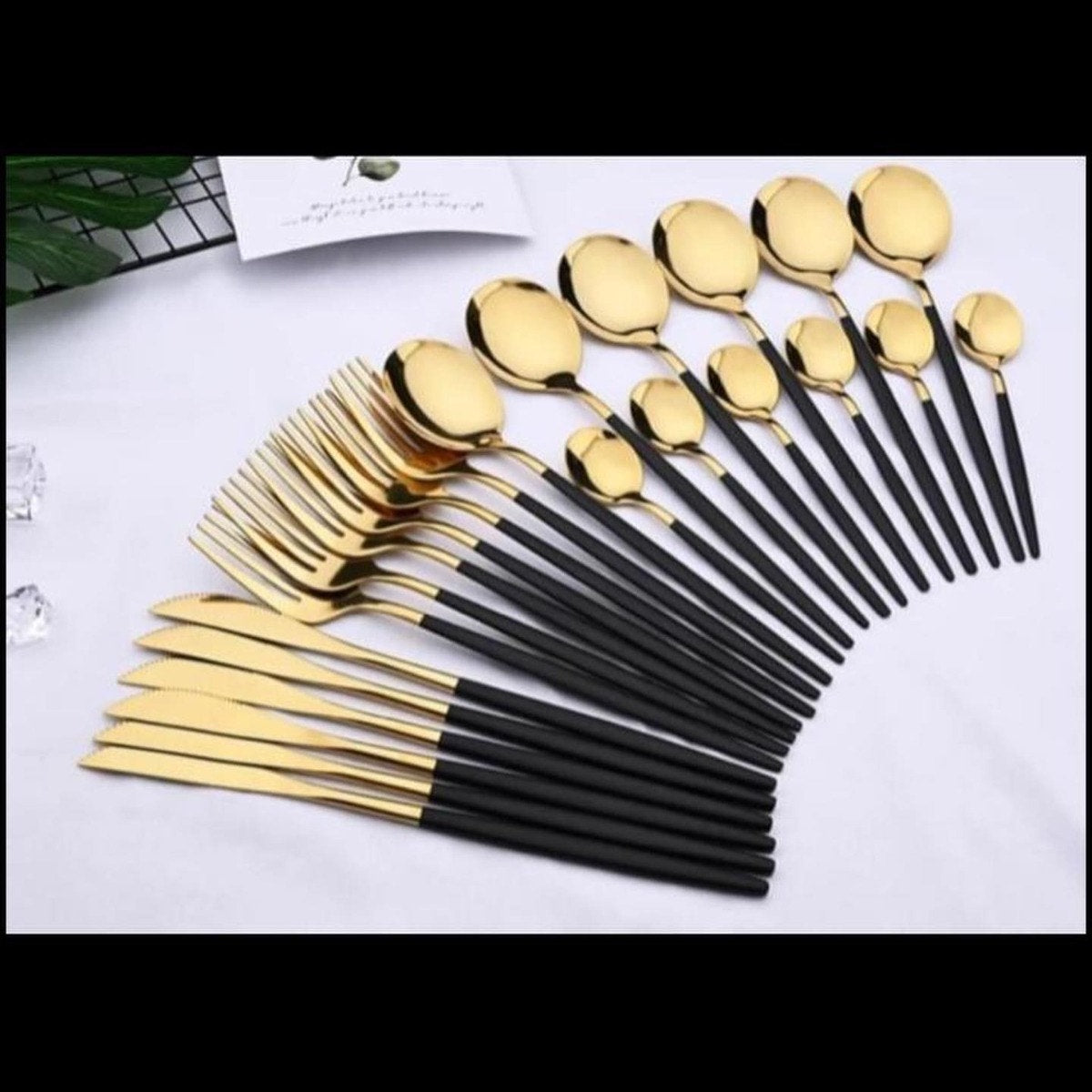 Cutlery Set 24 Pieces Color Black with Gold