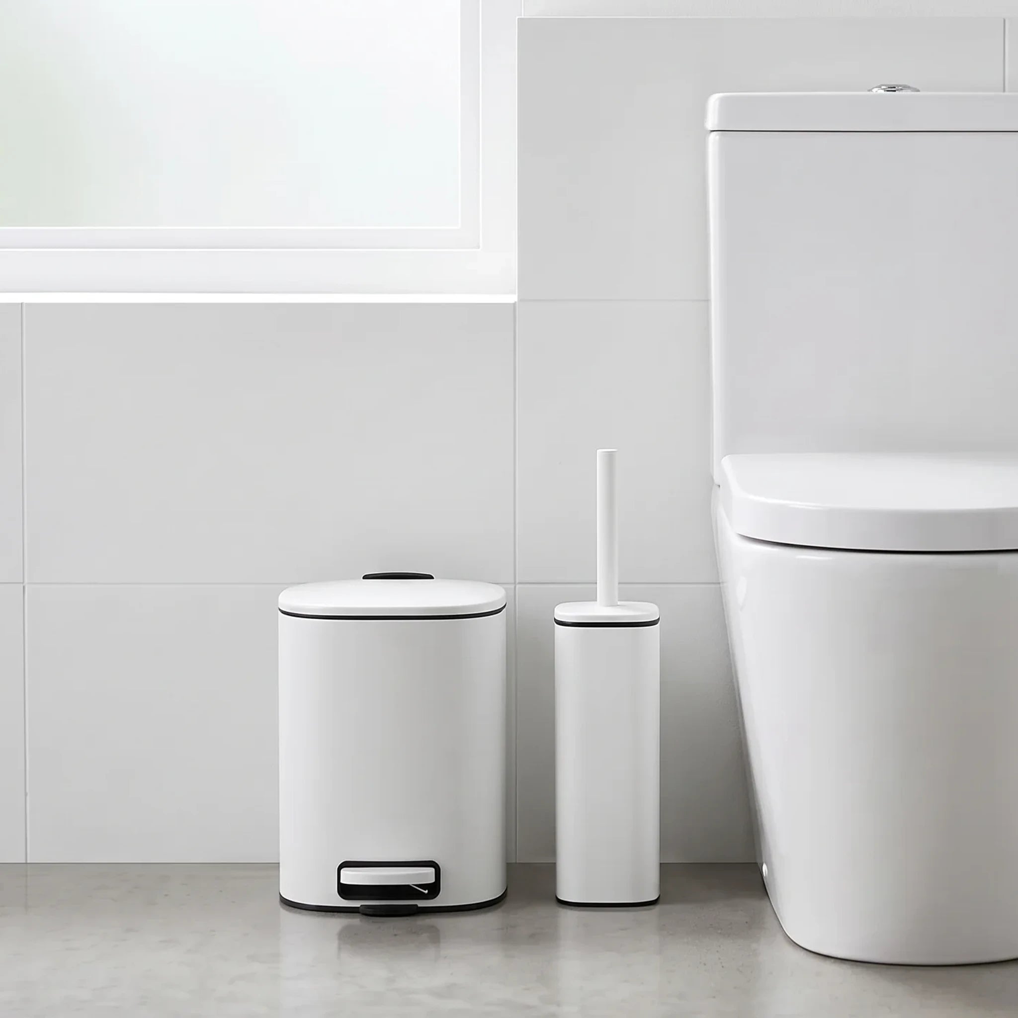 Pedal Bin with and Brush Bathroom Color White
