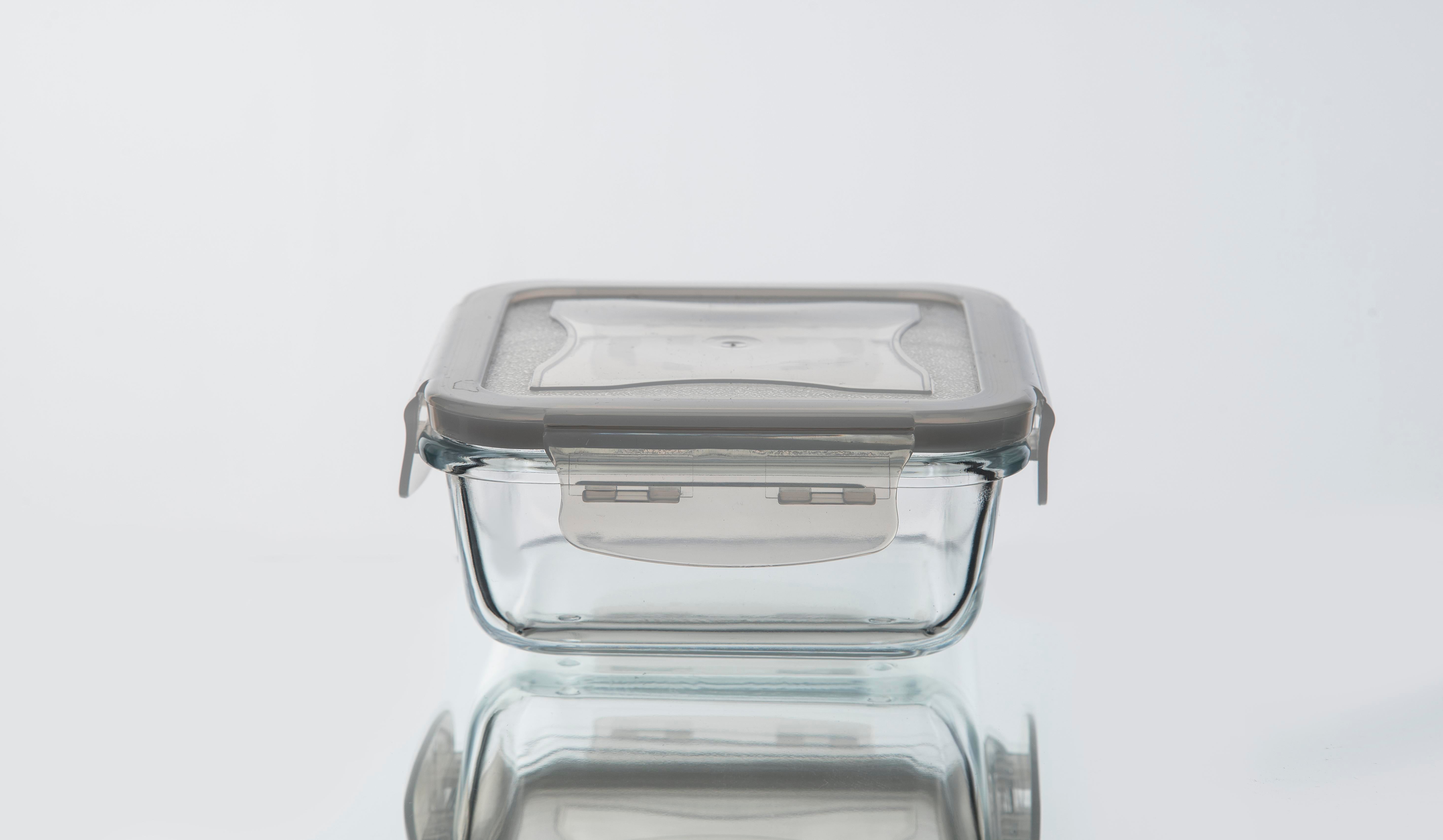 Square Glass Storage Box 330ml Lid Plastic Soltam