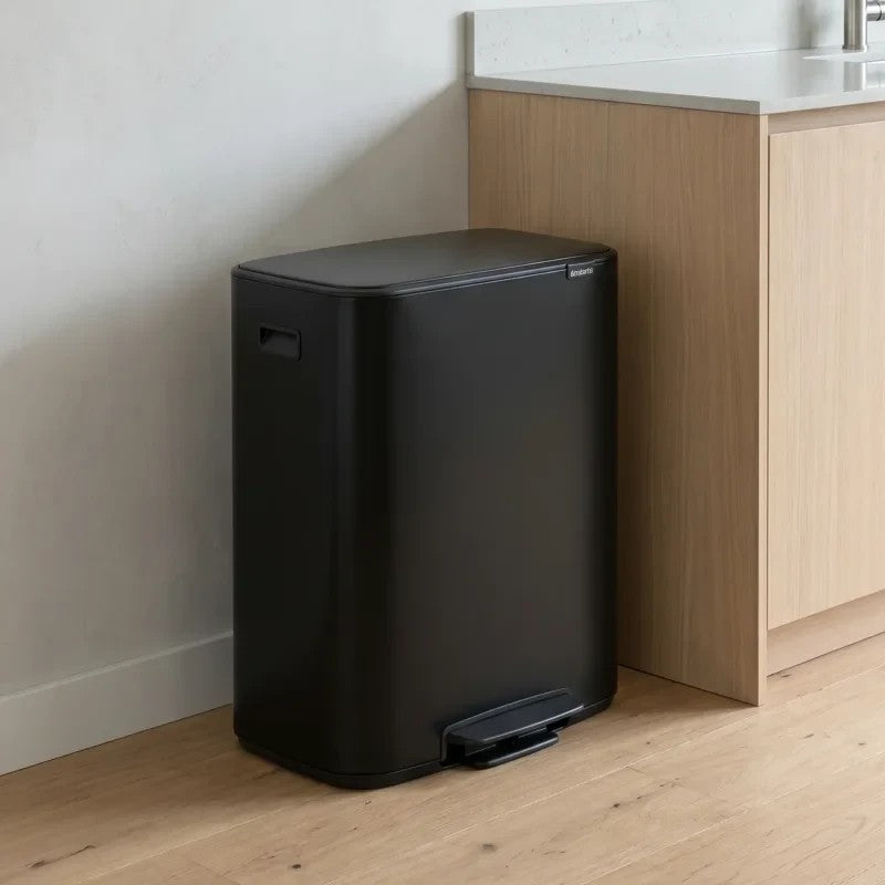 Pedal Kitchen Trash Bin 60L BO Black Brabantia