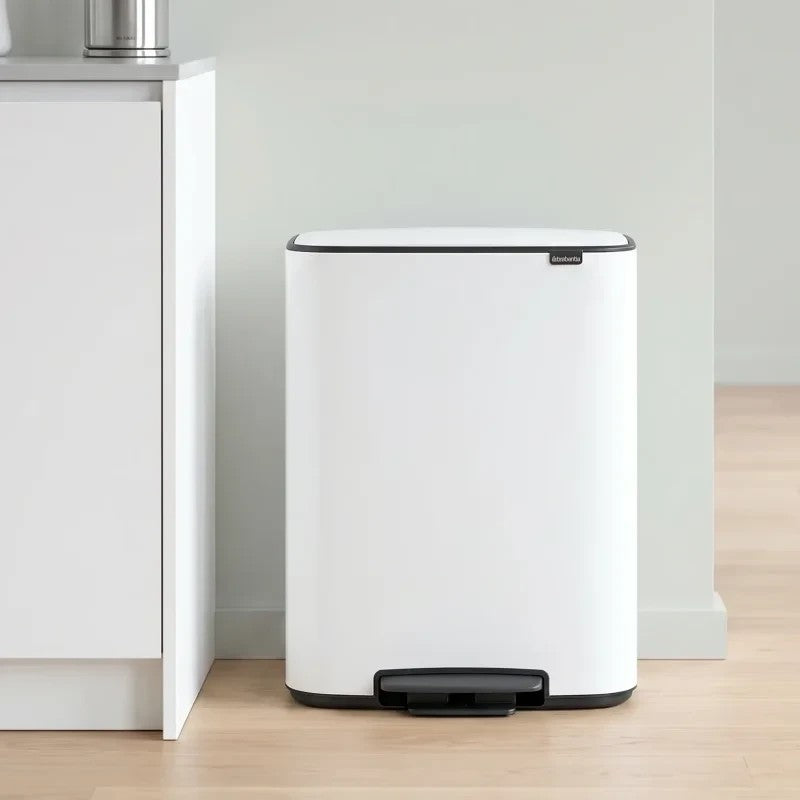 White Pedal Bin 60L BO Brabantia