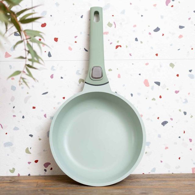 Frying Pan Non-Stick Series LUX