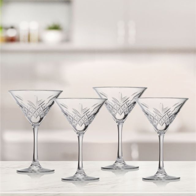 4 Goblets Martini